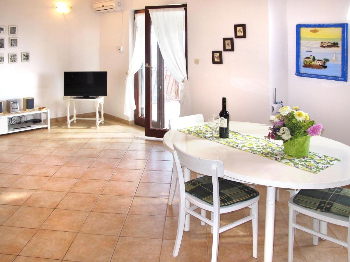 Apartment Culic-2 By Interhome Trogir Exterior foto